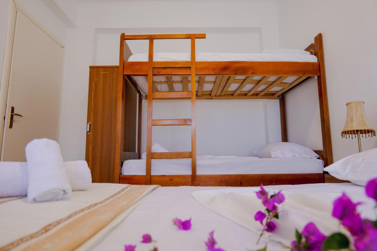 Hotel Leon ساراندا الغرفة الصورة